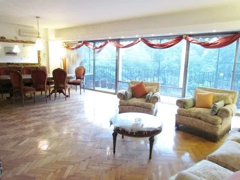 Четырёхспальная квартира с мебелью в Palermo