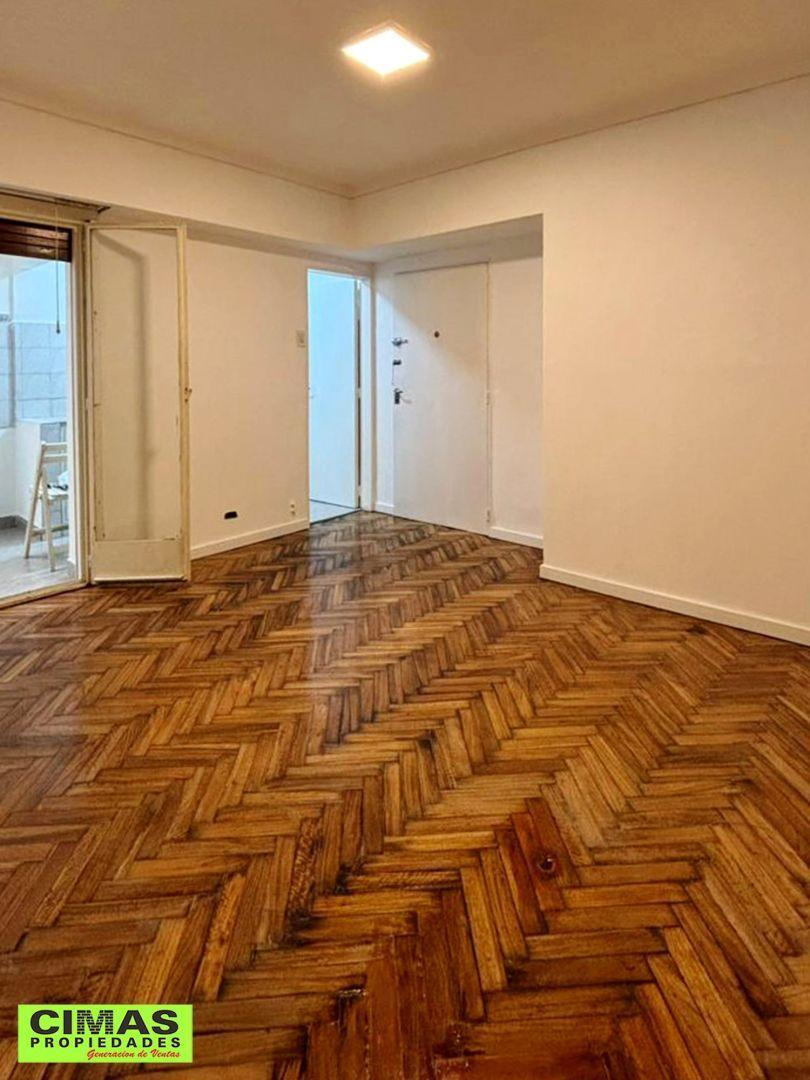 Departamento de 2 ambientes con patio en Villa del Parque