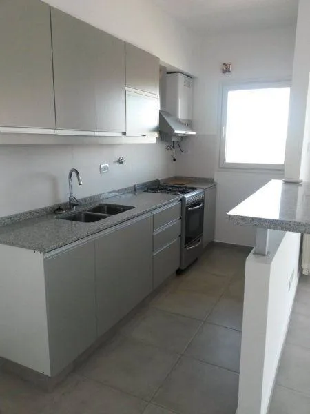 Two-room apartment with parking in Quilmes