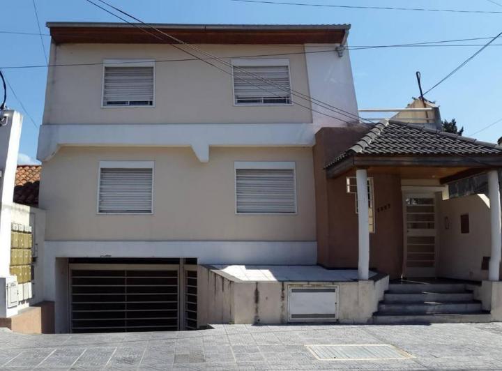 Квартира с 1 спальней на первом этаже в Tres de Febrero