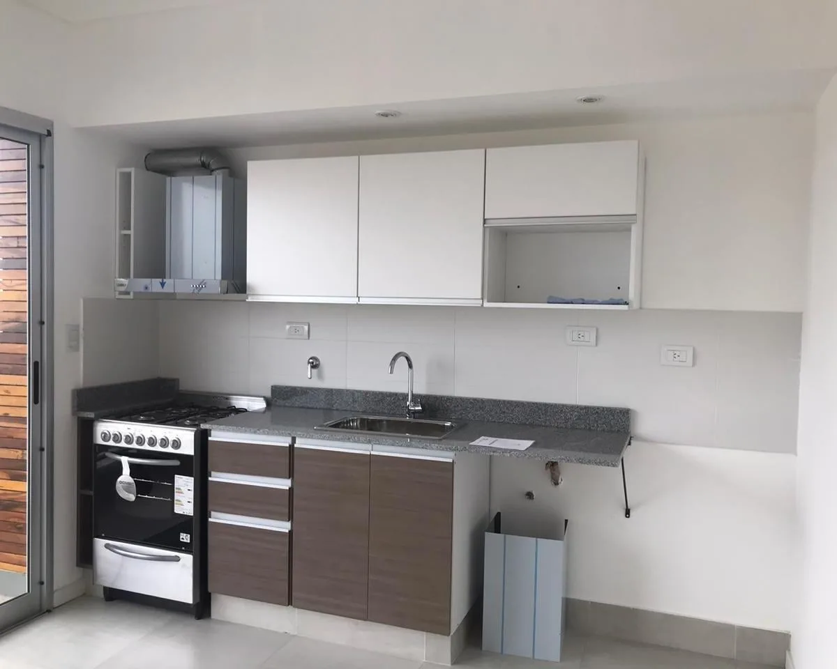 Alquiler de Depto 2 Ambientes con Cochera Quilmes
