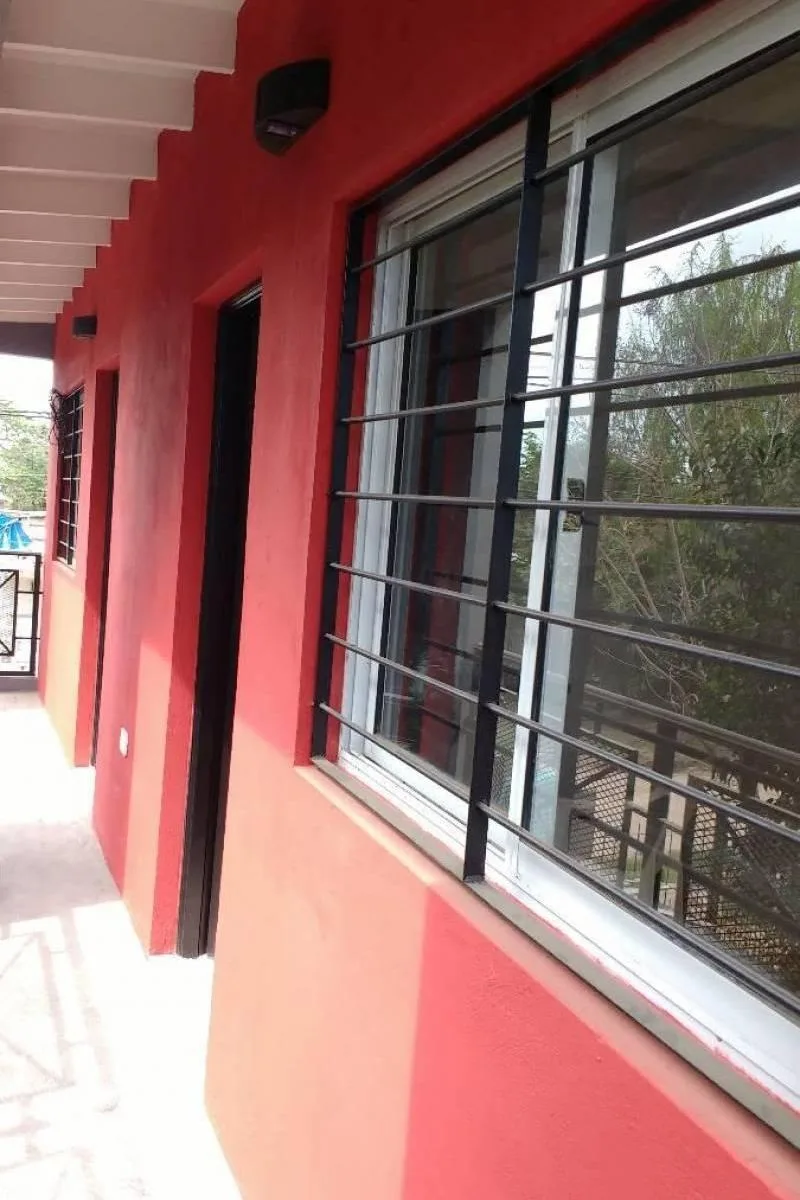Kitnet novo de um ambiente no alto