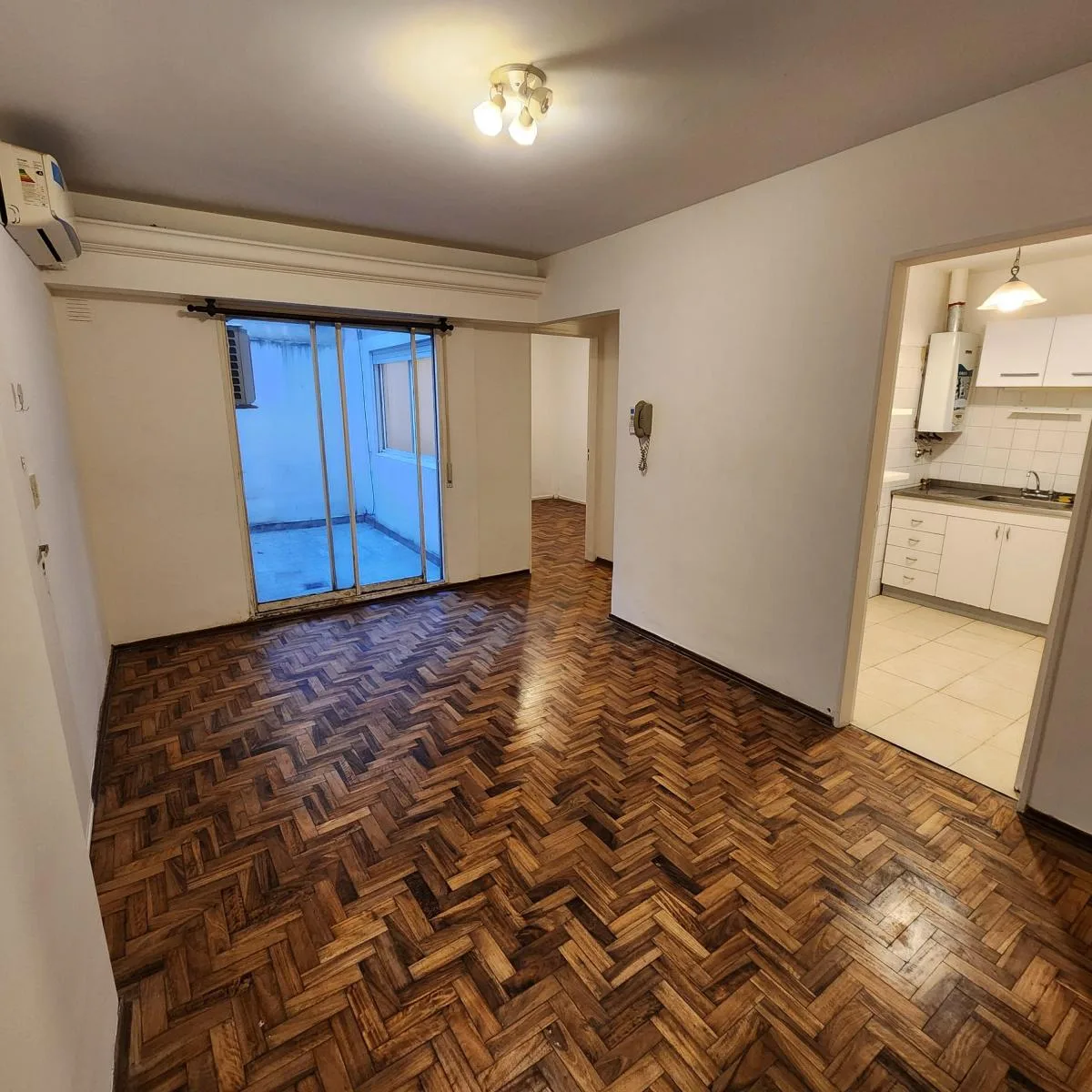 2 Amb Planta Baja 2 Patios Aire Acondicionado