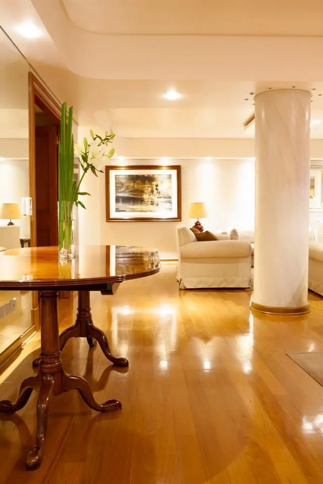 Apartamento mobiliado de três suítes em Recoleta