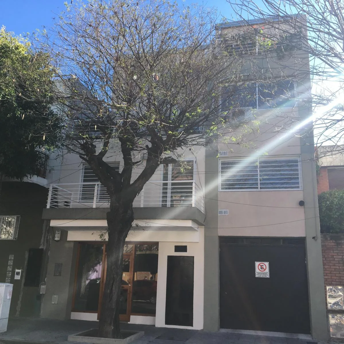 3° piso contrafrente con balcón