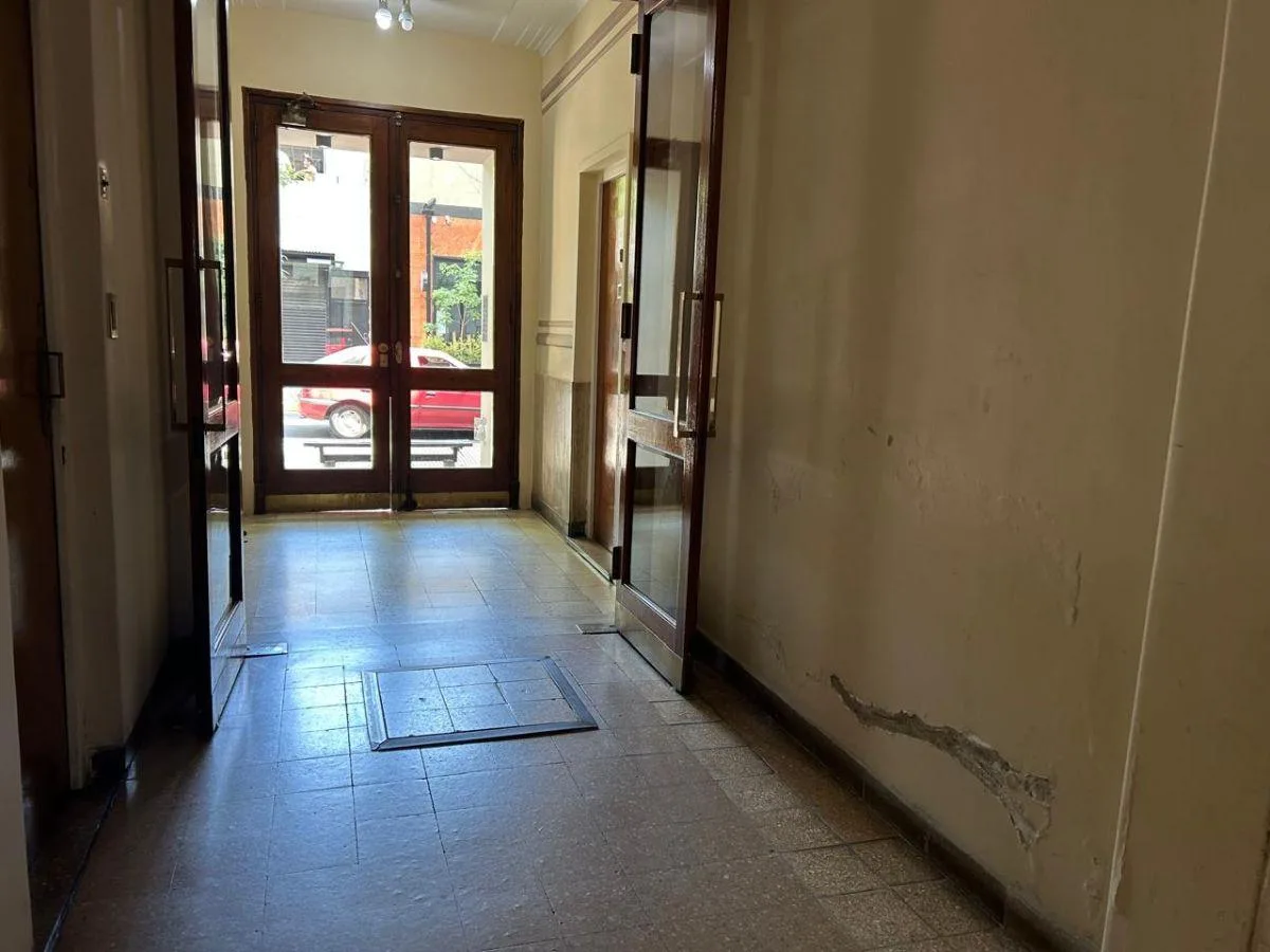 Two-room ground-floor apartment in Palermo