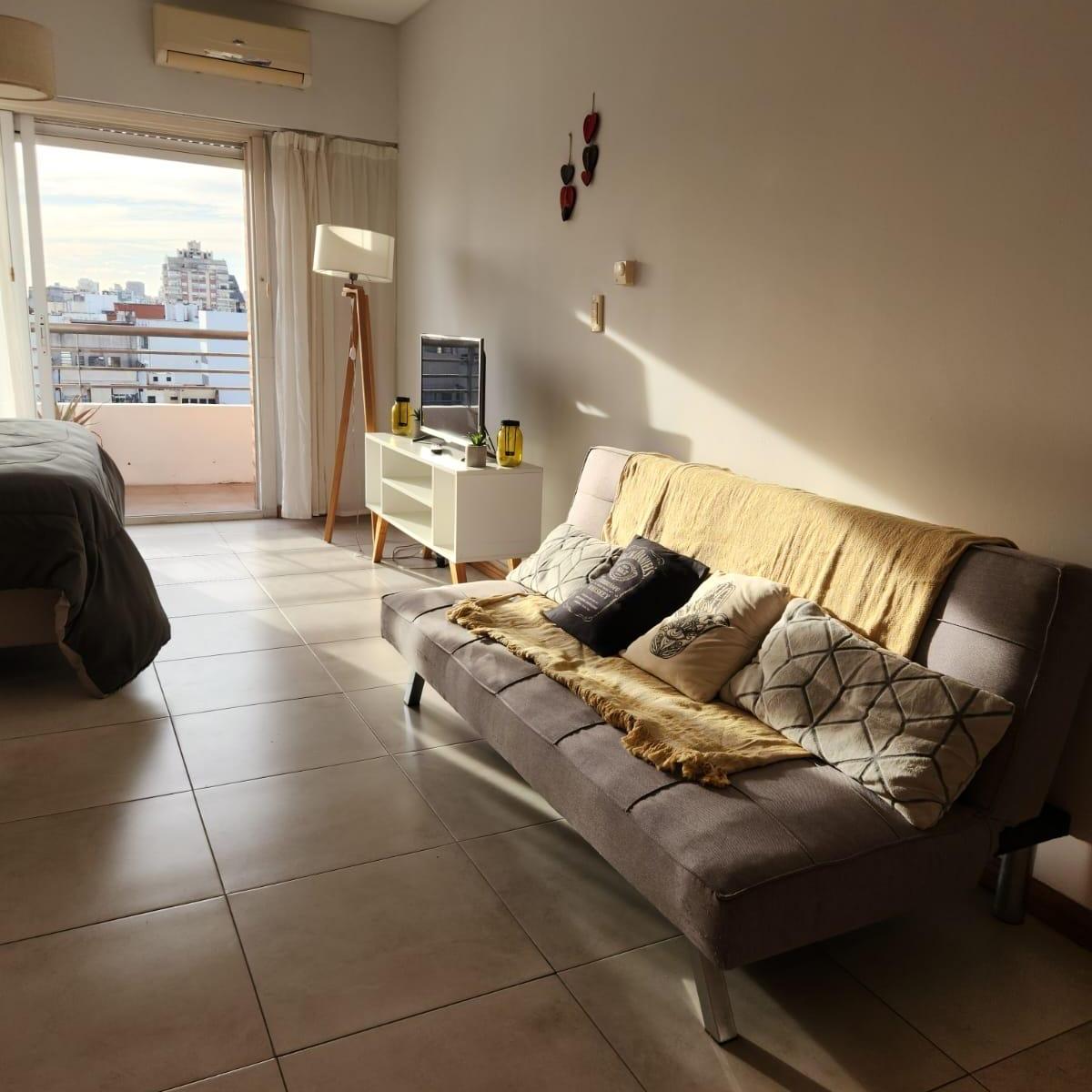 Furnished studio apartment with balcony in Núñez