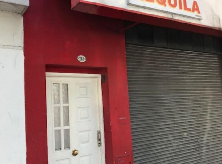 PH de 2 ambientes con patio en Liniers