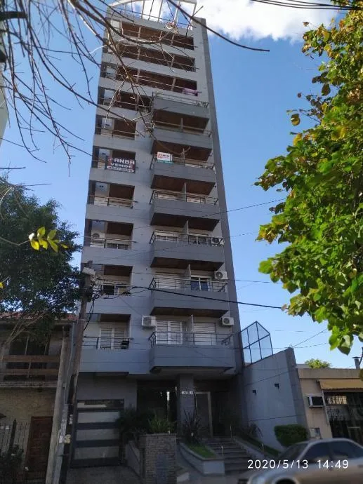 Kitnet novo (nunca habitado) no Centro de Lanús