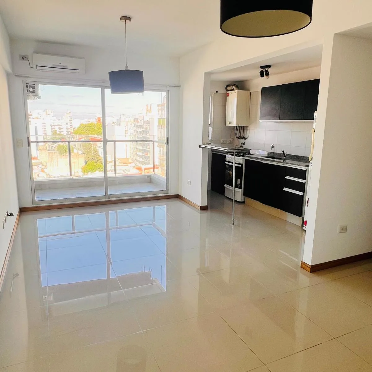 Plaza Irlanda. Alq Hermoso 2 Ambientes con Dormitorio en Suite y Vestidor