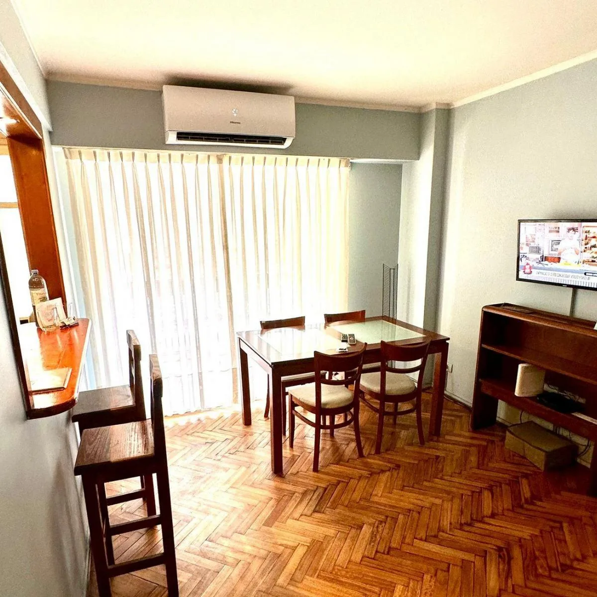 Departamento de 2 ambientes con balcón en Recoleta