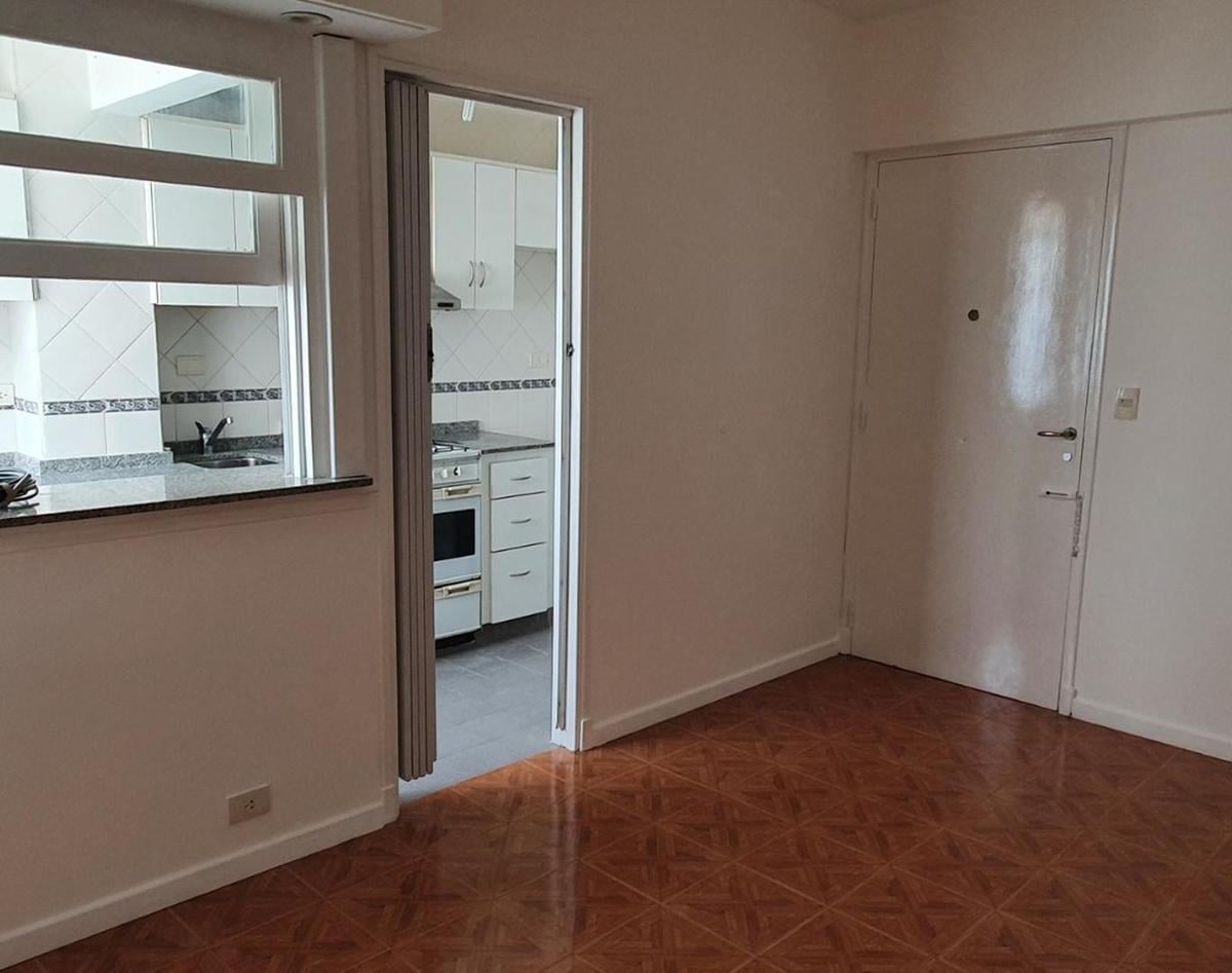 Квартира с одной спальней после ремонта в Saavedra