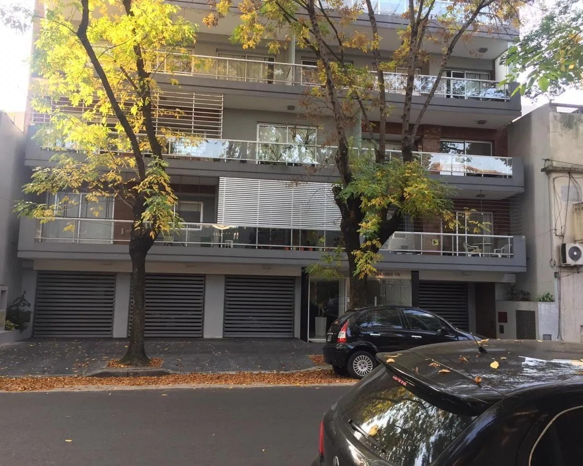 Apartamento de 2 ambientes com vaga coberta em Caballito