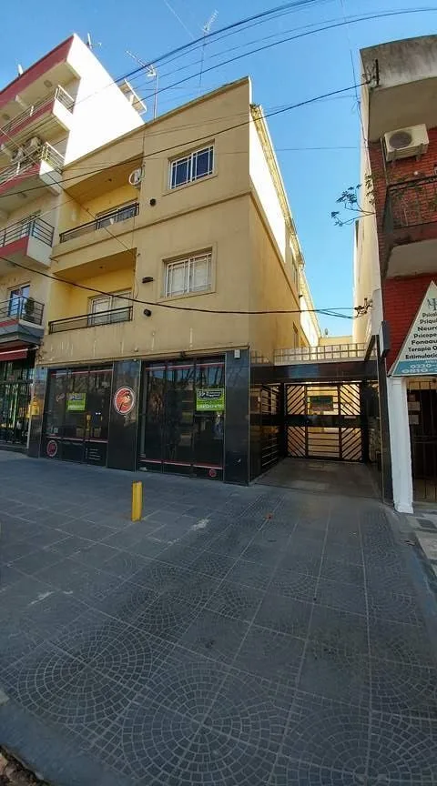 Departamento de 2 ambientes en Merlo centro