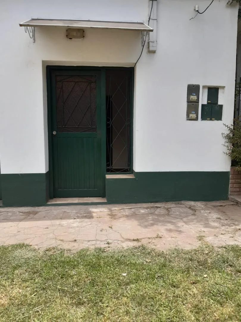 PH al frente monoambiente en Lomas de Zamora