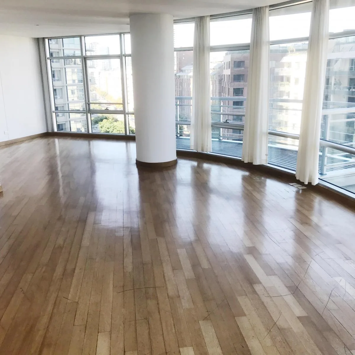 Квартира с 2 спальнями в Puerto Madero в Torre Mulieris