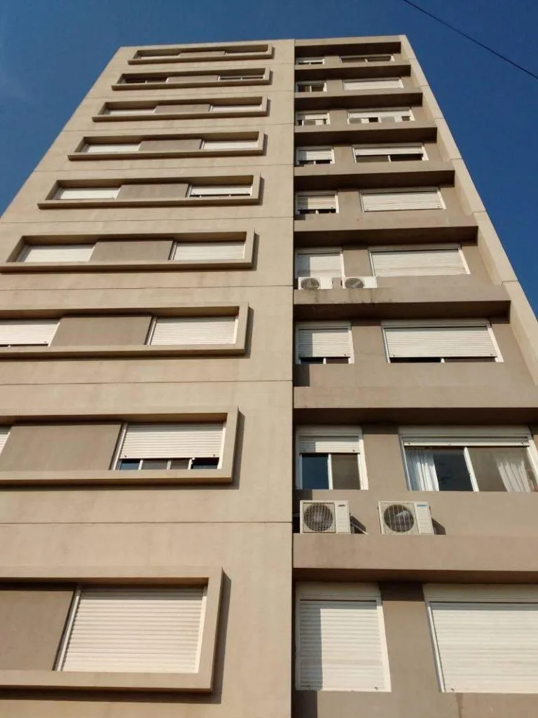 Departamento Amplio 3 Ambientes en Pilar Centro