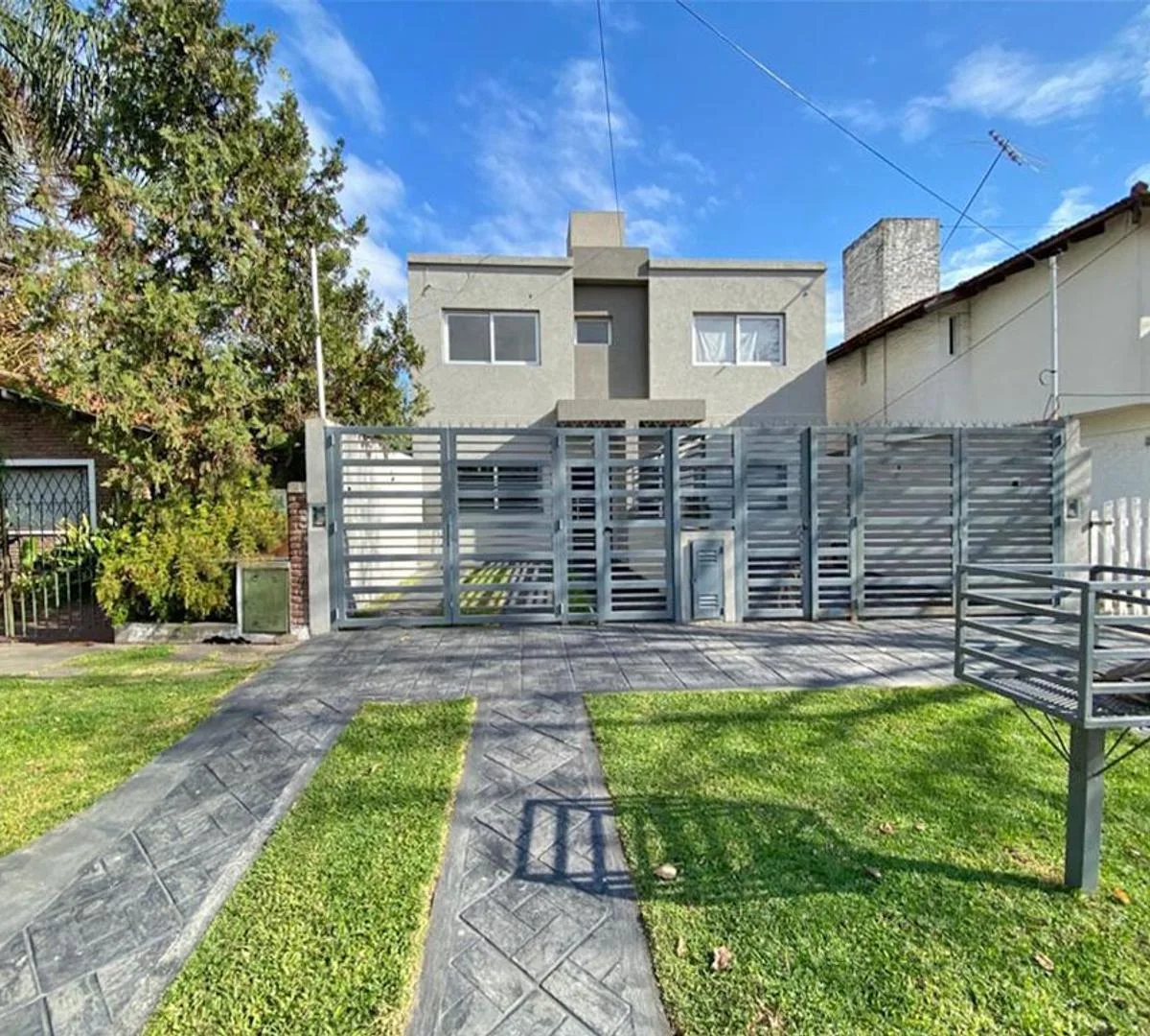 Departameto Tipo Duplex - 3 Ambientes - Merlo Sur