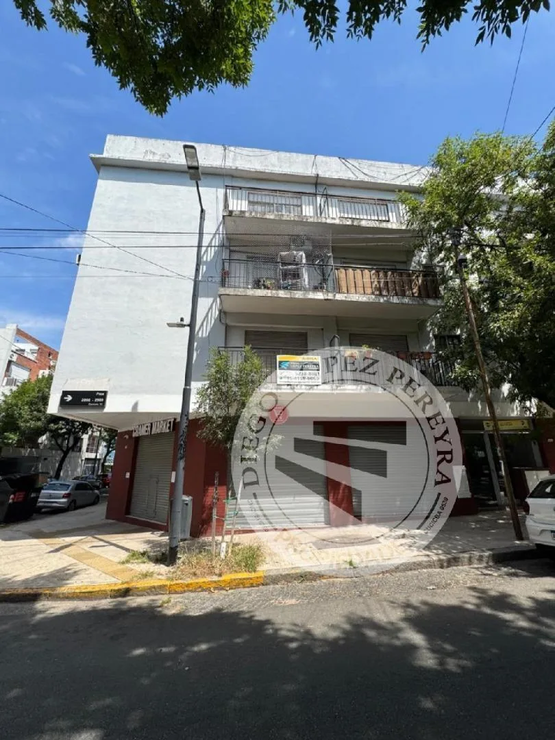 Two-room apartment in Saavedra without building fees