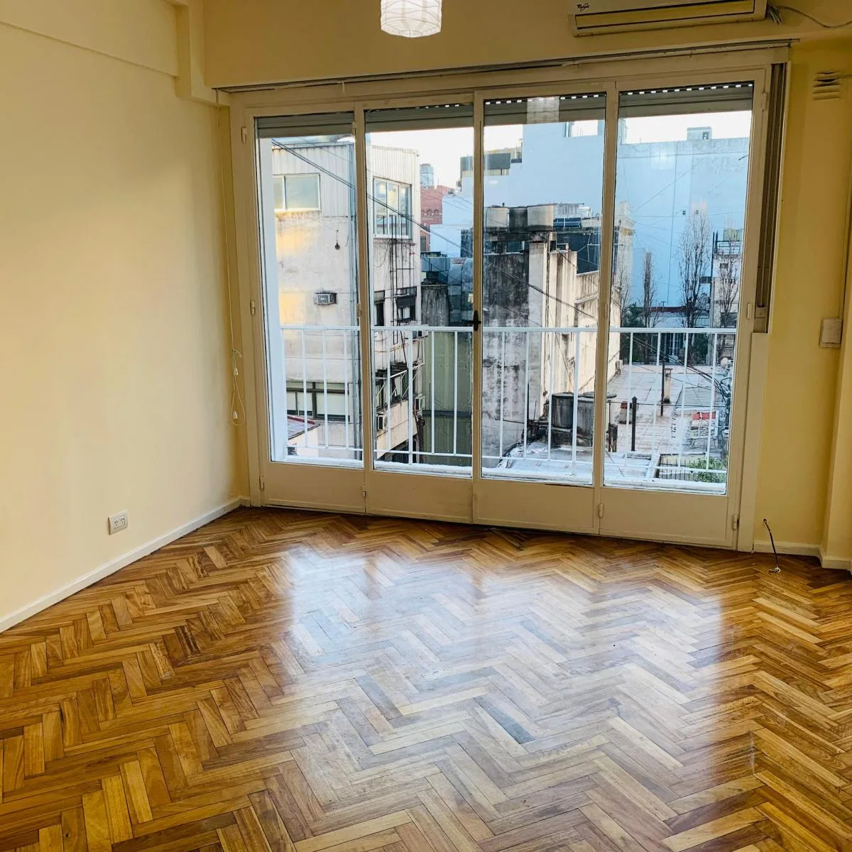 Apartamento de dois ambientes com 1 dormitório em Recoleta
