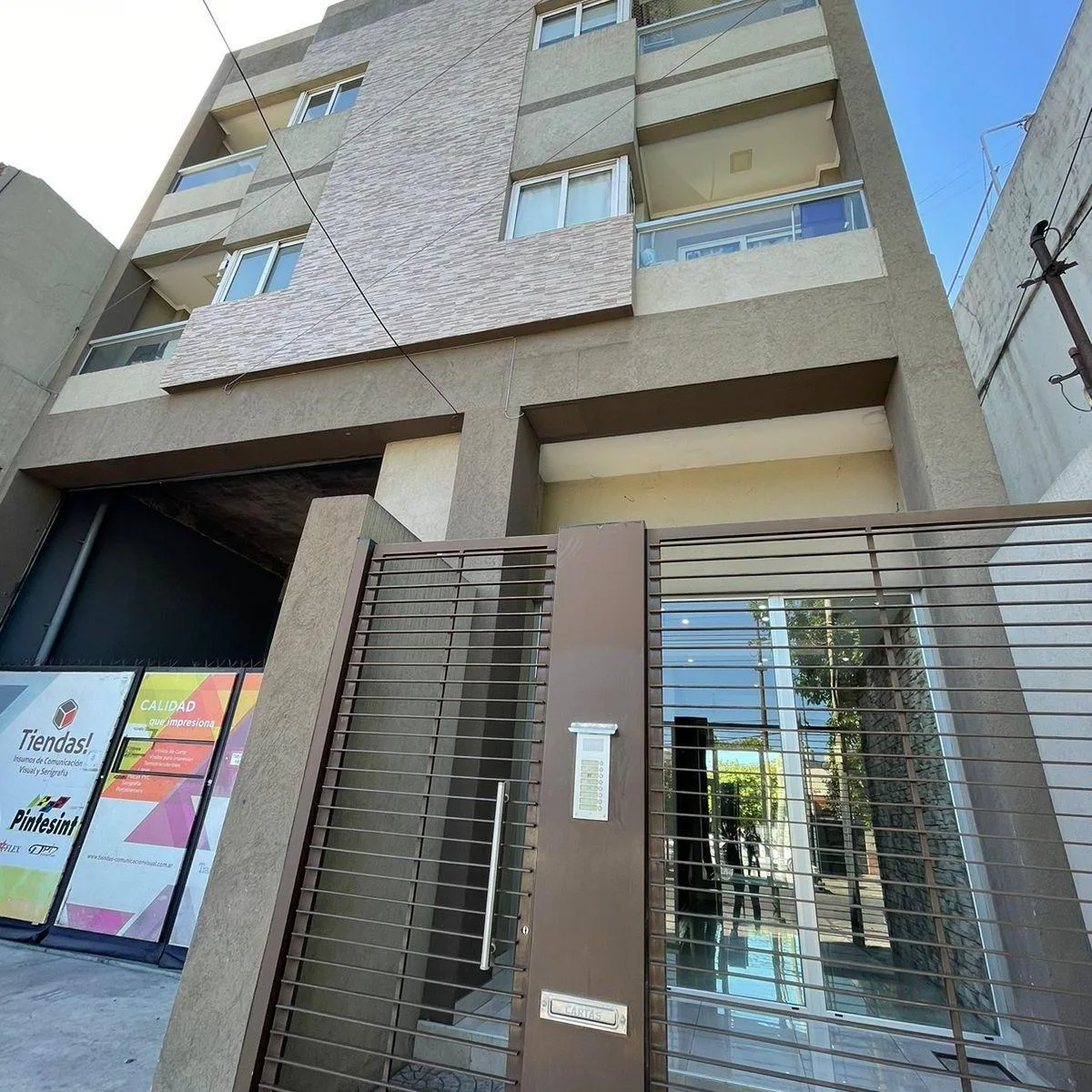 Студия 40 м² с балконом