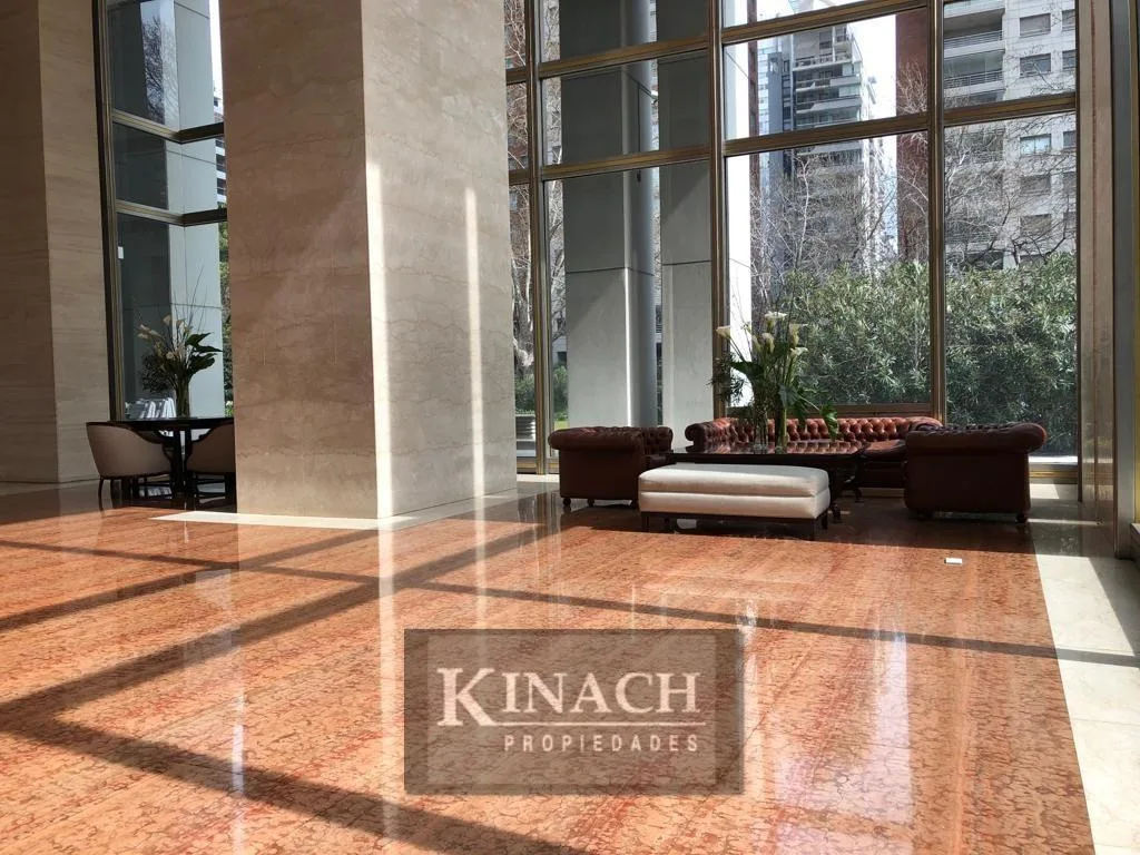 Four-bedroom apartment in Palermo