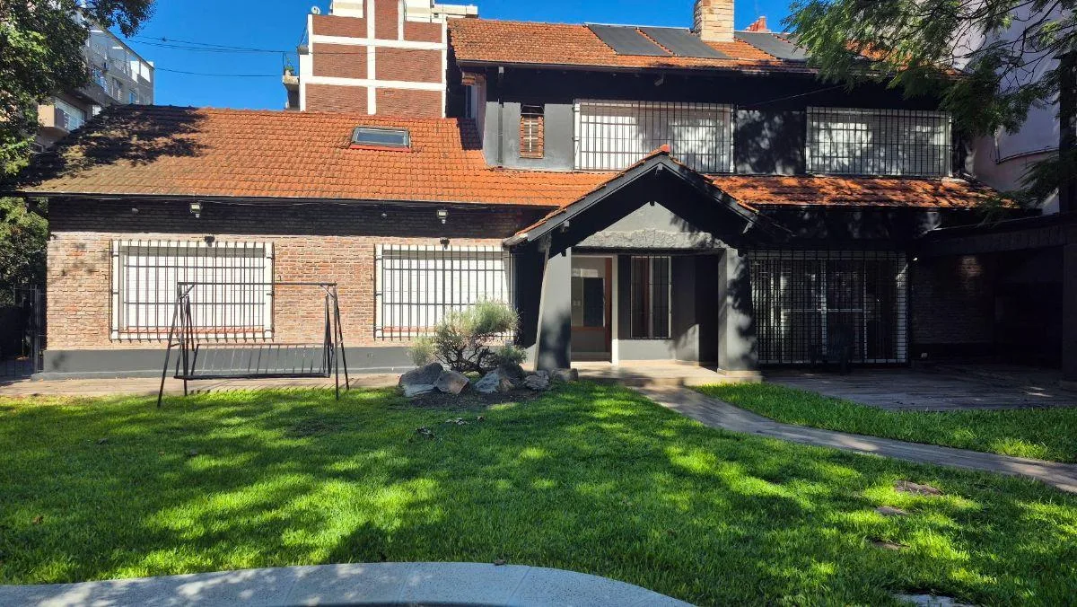 Casa com 5 quartos em Olivos