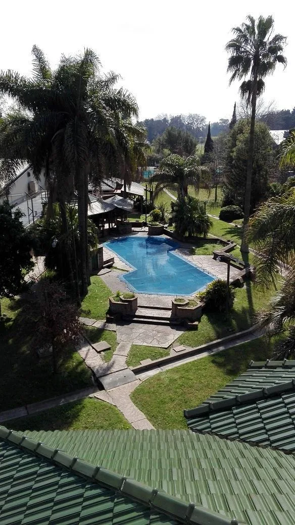 Casa com 10 quartos em Tigre