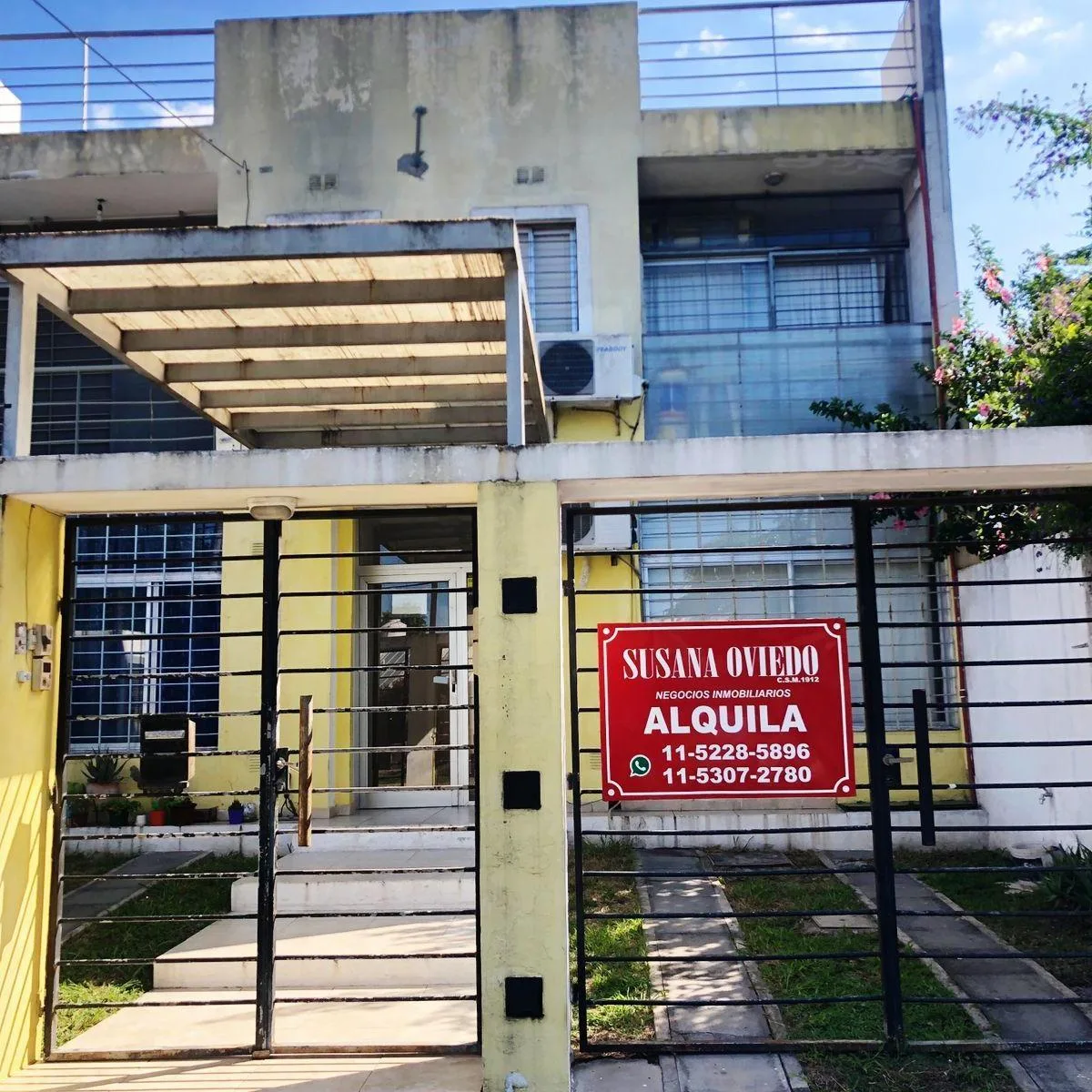 Alquiler Dos Ambientes Pb con Patio + Cochera