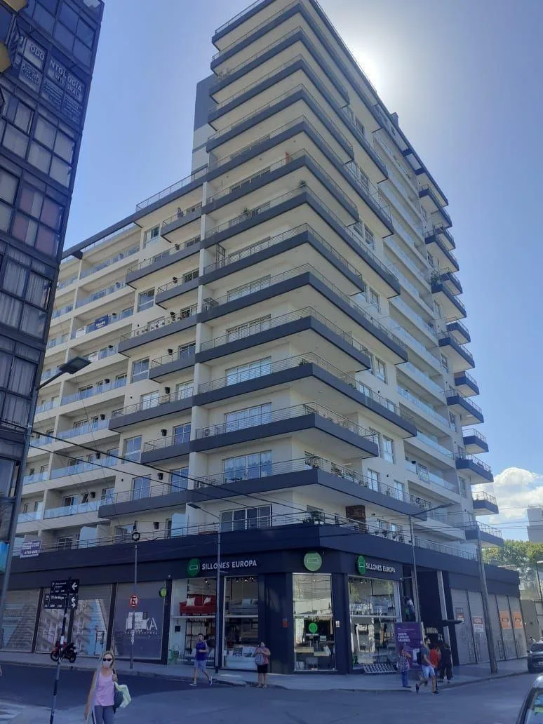 Departamento de 2 ambientes con balcón en General San Martín
