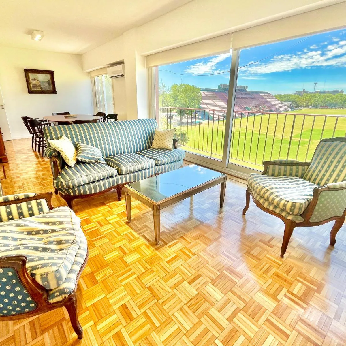 Меблированная квартира-студия с видом на поле для игры в поло в Buenos Aires