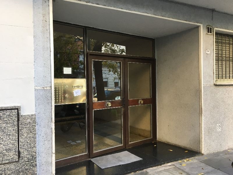 Monoambiente en Almagro cerca de Av. Hipólito Yrigoyen