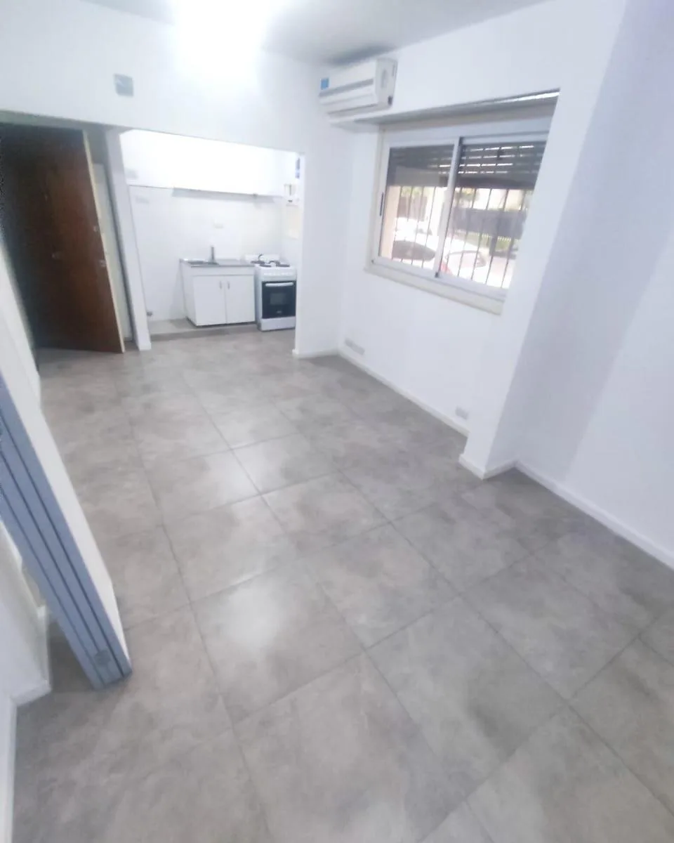 Refurbished studio apartment in Ramos Mejía