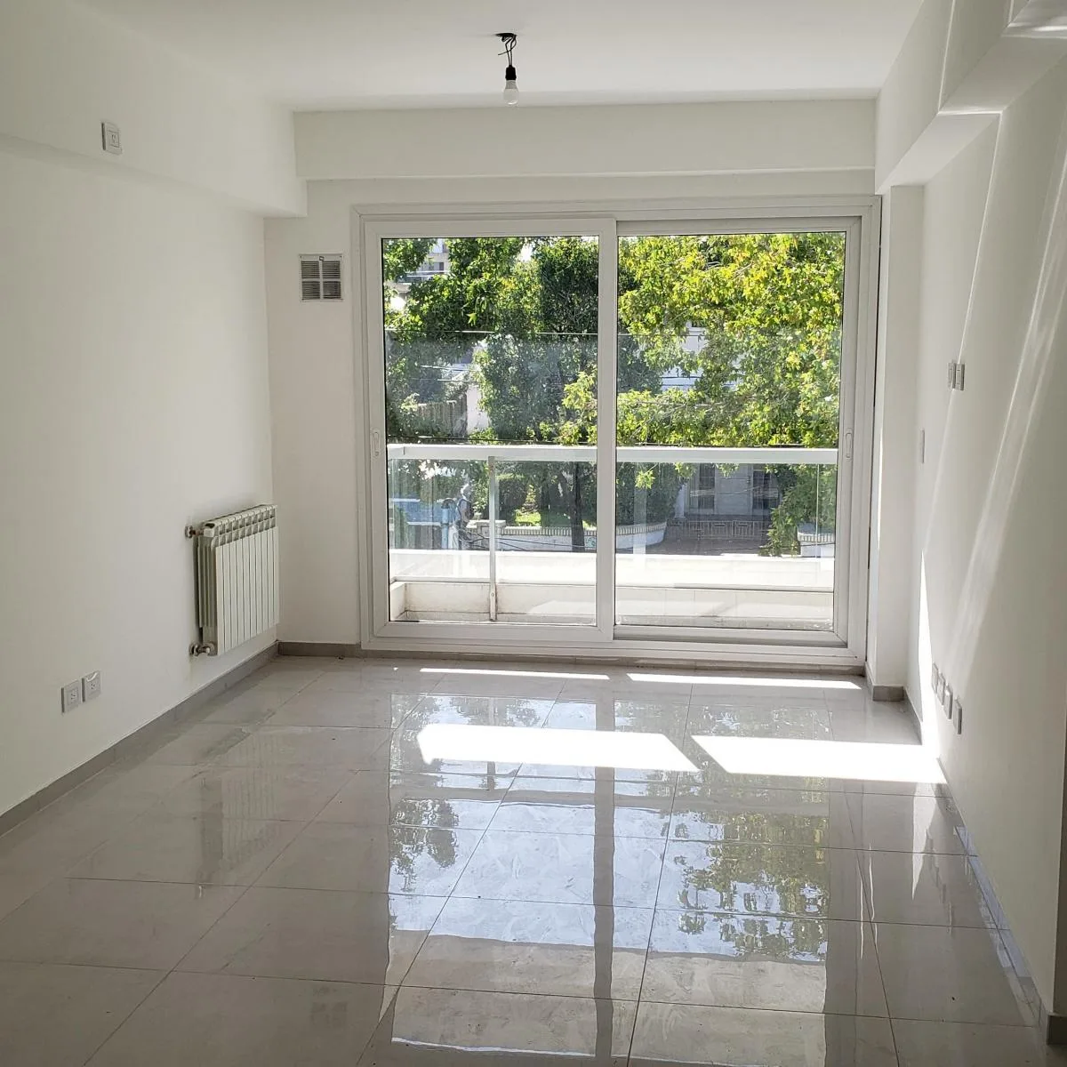 Departamento de 2 ambientes en Almirante Brown