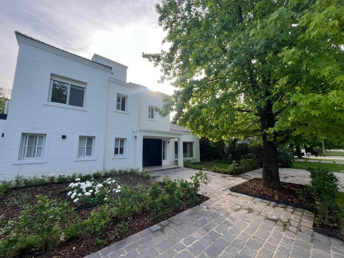 Three-bedroom house in Mayling Club de Campo, short-term rental (27 Dec 2025–28 Feb 2026)