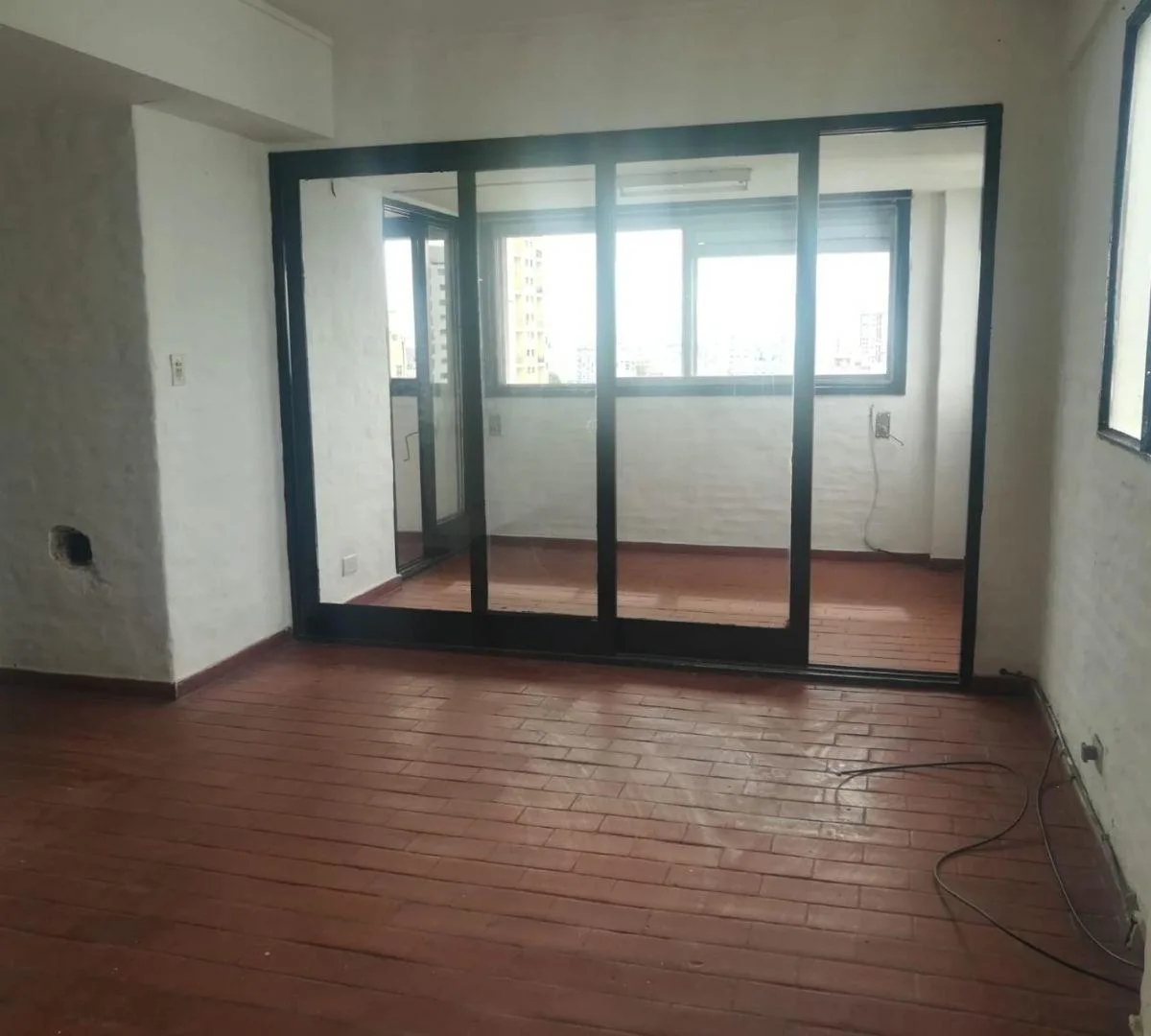 Apartamento de 4 dormitórios em La Plata