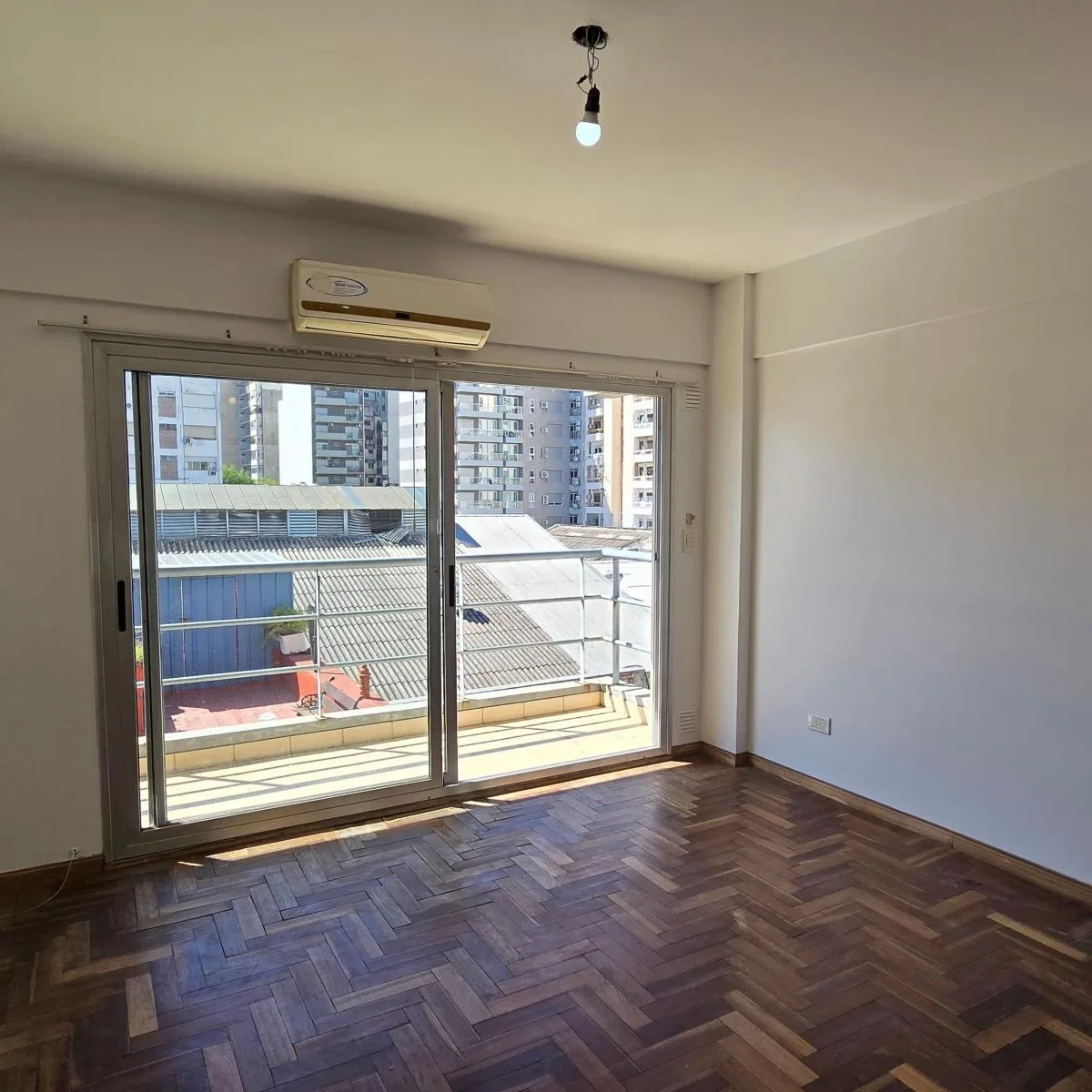 Квартира-студия 42 m² с балконом в Palermo