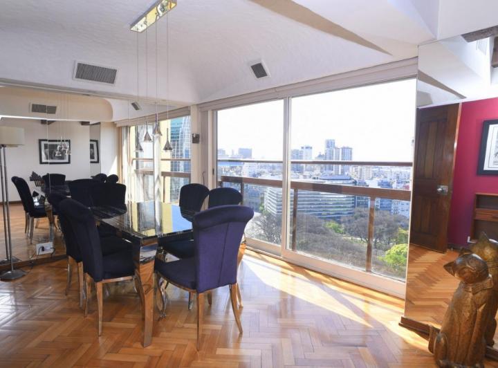 Cobertura de 4 dormitórios em Retiro