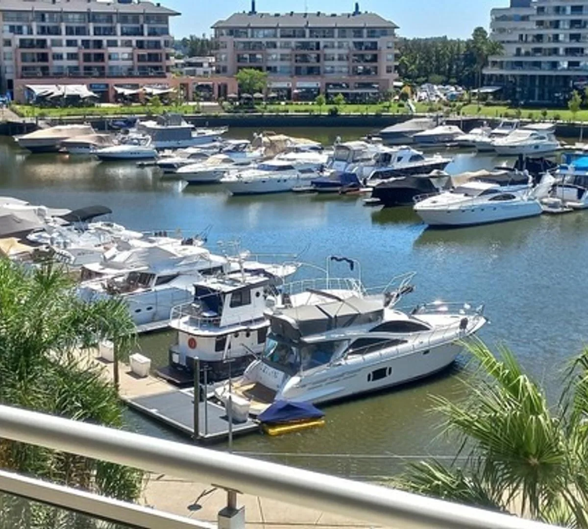 Квартира-студия с видом на реку в Tigre