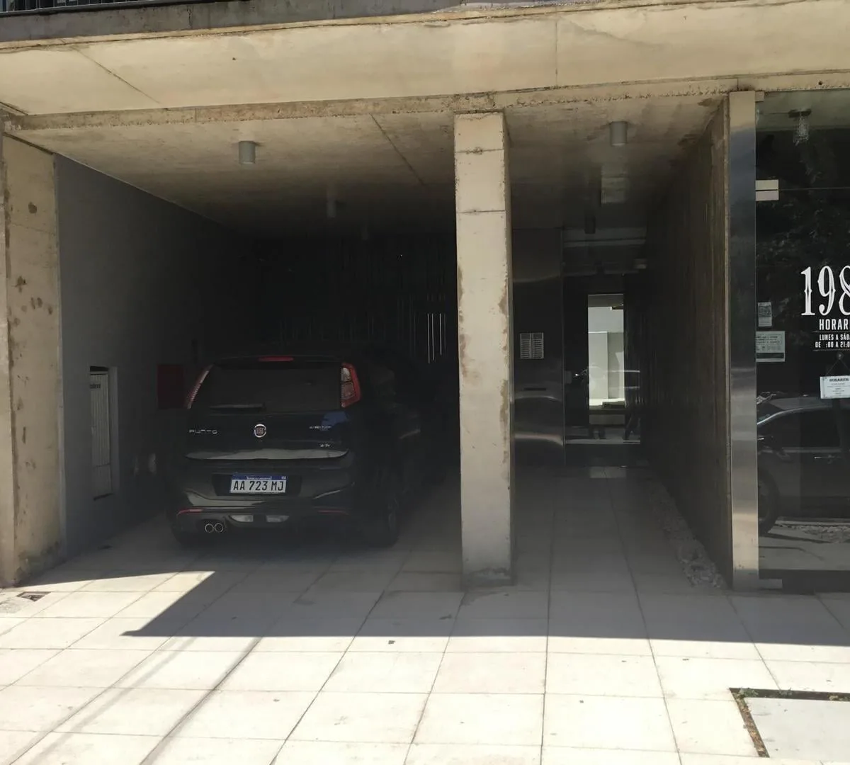 Monoambiente amoblado frente con balcón en Villa Urquiza