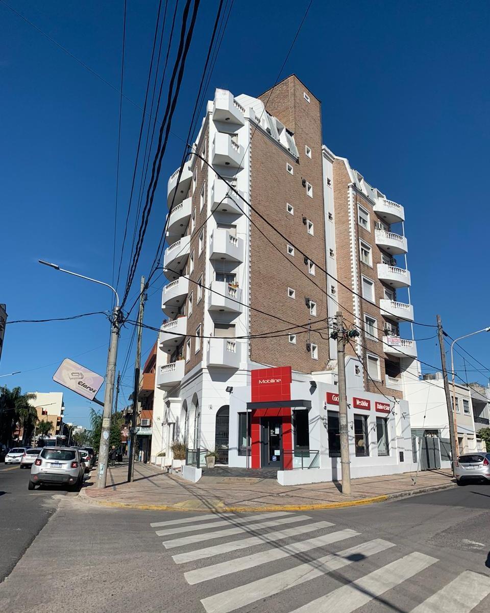 Three-room apartment with terrace in Ramos Mejía