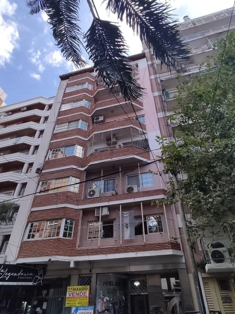 Departamento monoambiente al frente en Ramos Mejía