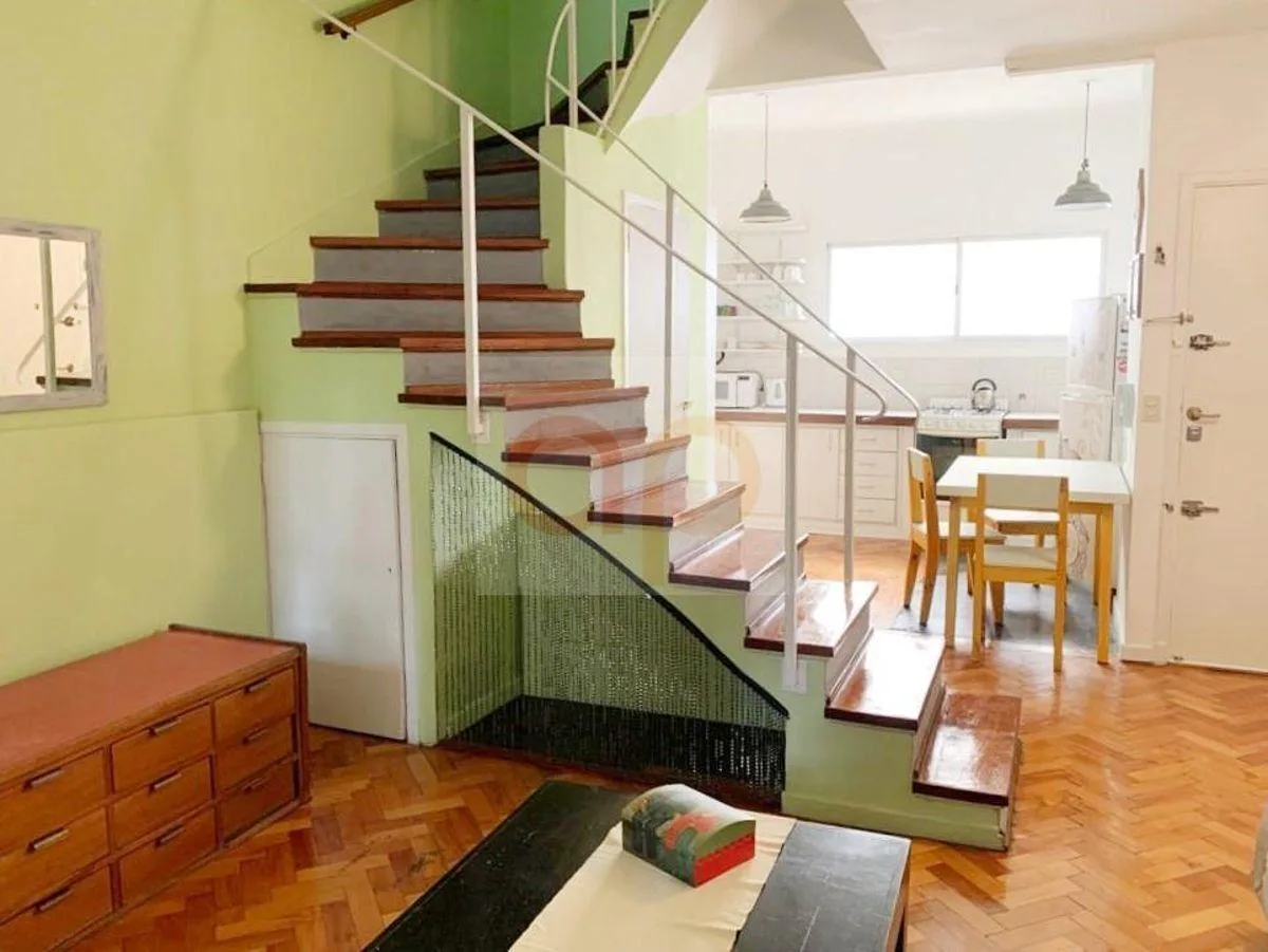 PH dúplex de três ambientes com terraço em Palermo