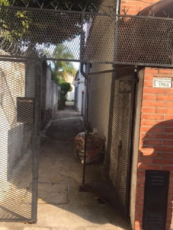 3-room PH, patio with grill