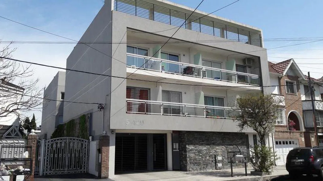 Квартира-студия с парковкой в Lomas de Zamora