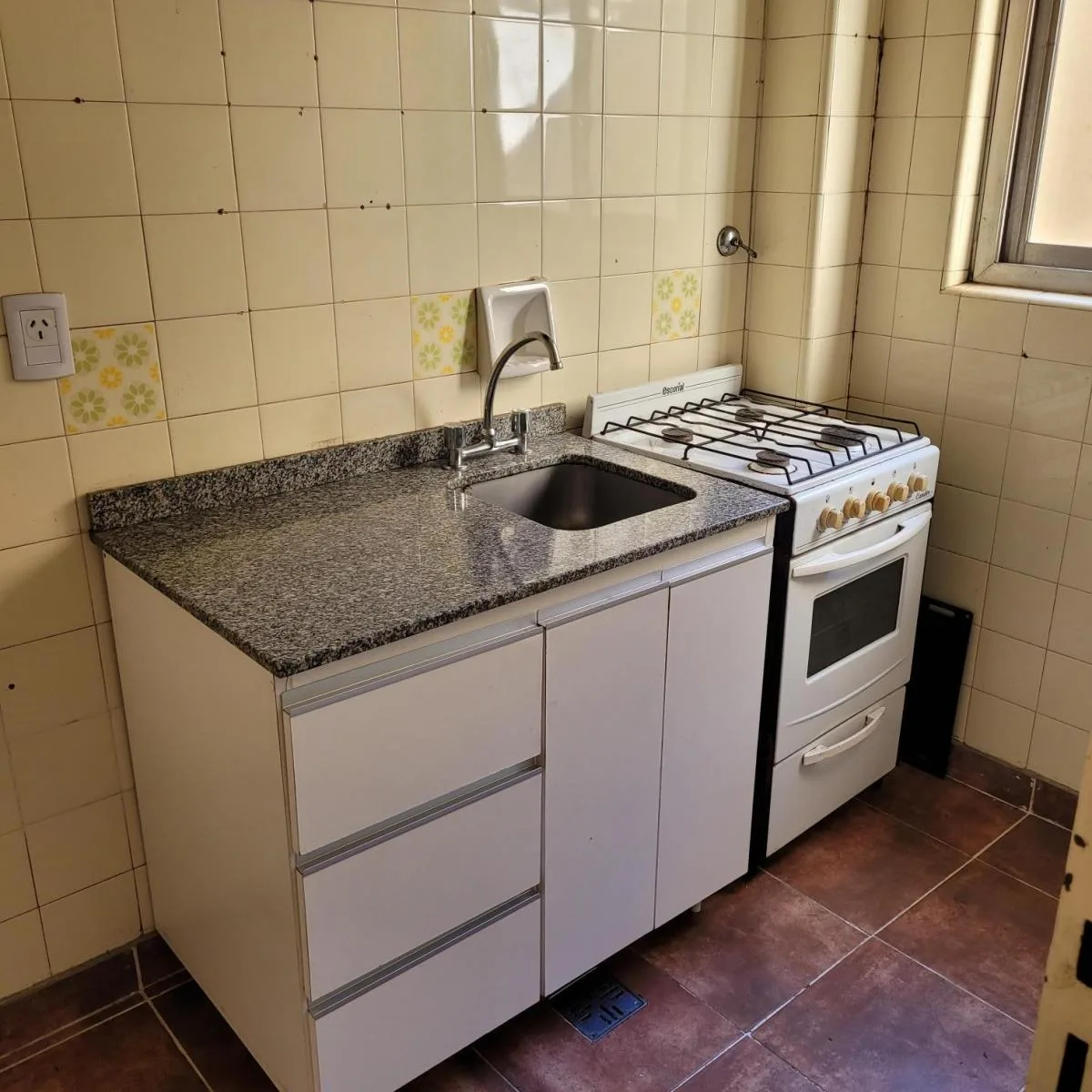 Apartamento de dois ambientes em Flores