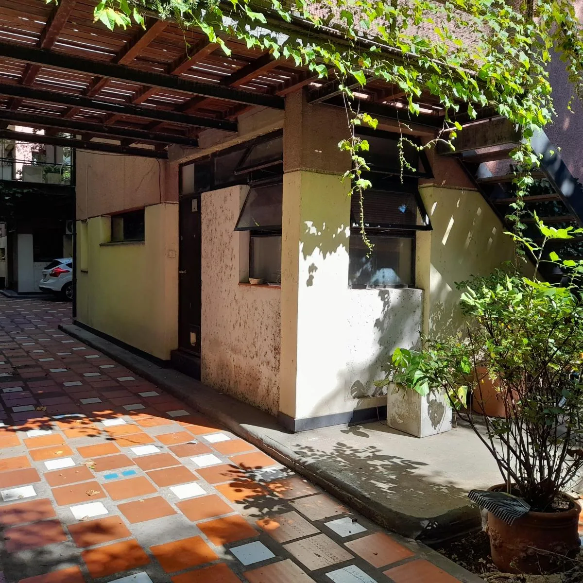 PH Bajo Belgrano en Alquiler, Monoambiente Tipo Loft, Cochera, Bajas Expensas, D