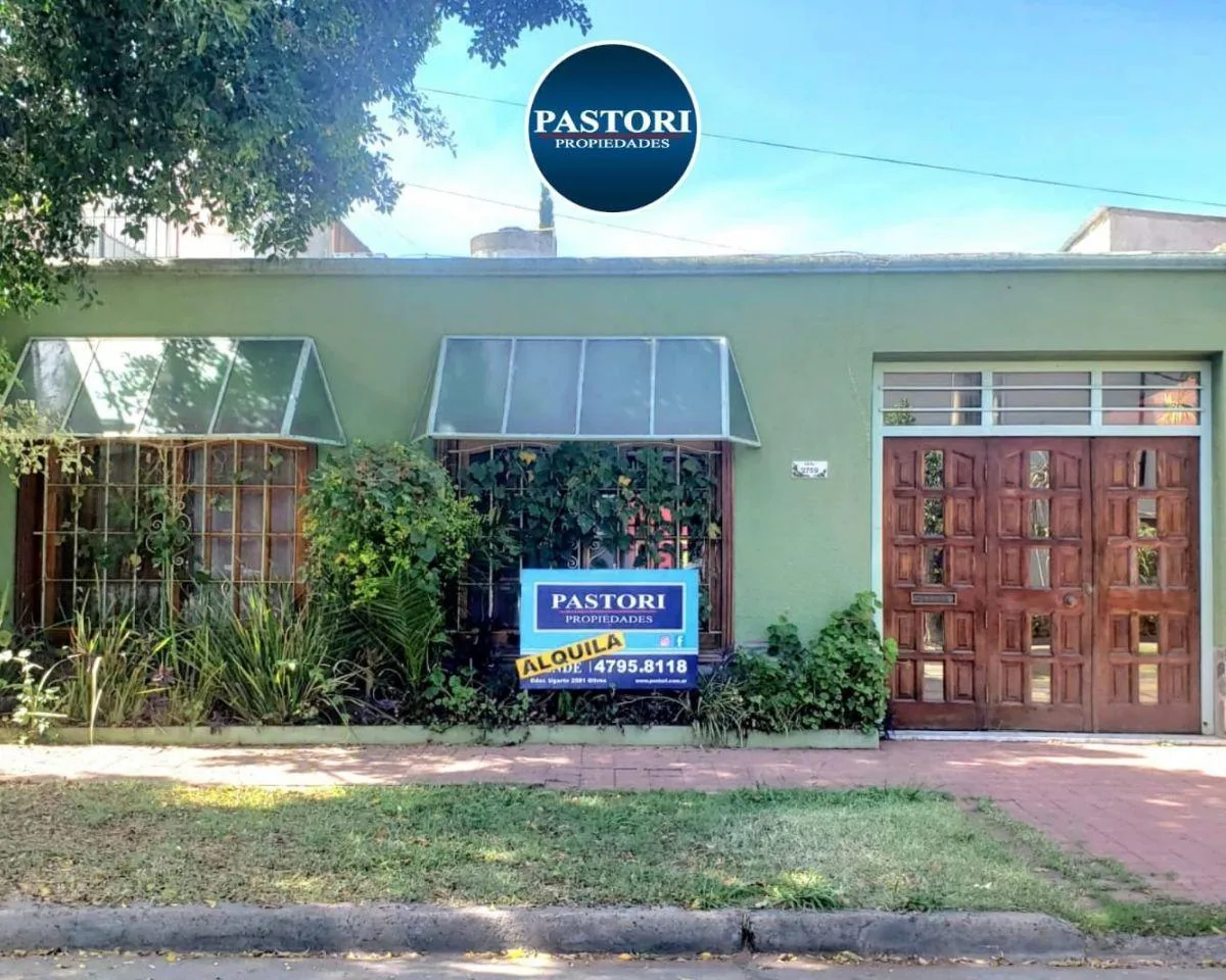 Two-bedroom house with garage and patio in Olivos, Vicente López