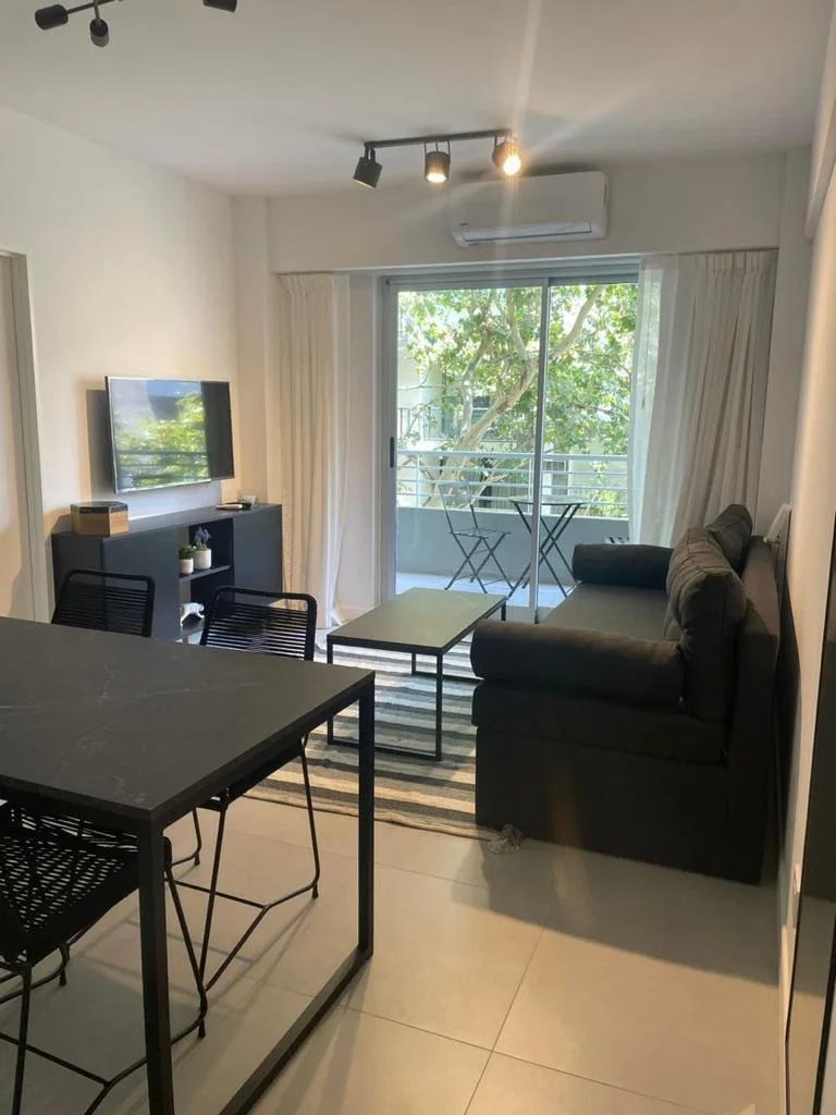 Apartamento de dois ambientes com 1 dormitório em Colegiales