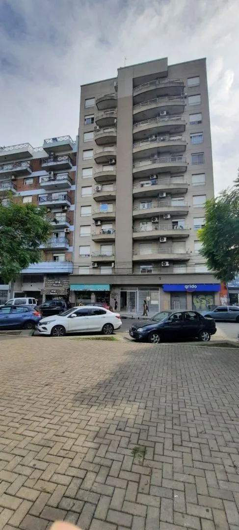 Two-room apartment in Caseros